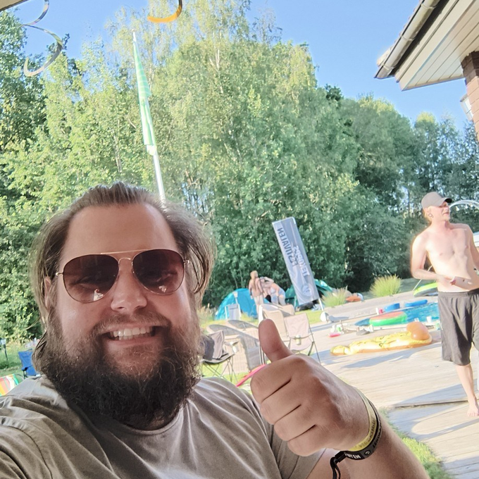 522625824_10222717344082696_995663588566559129_n